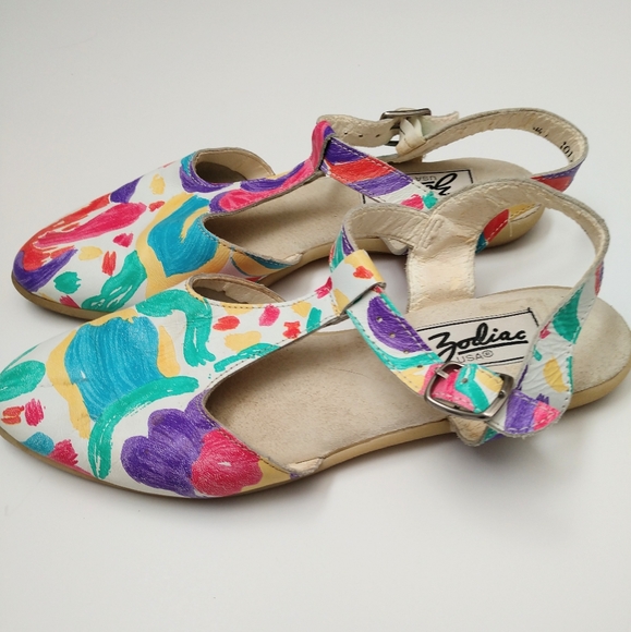 Vintage Zodiac Colorful Paint Strap Flats Sandals - Picture 2 of 6